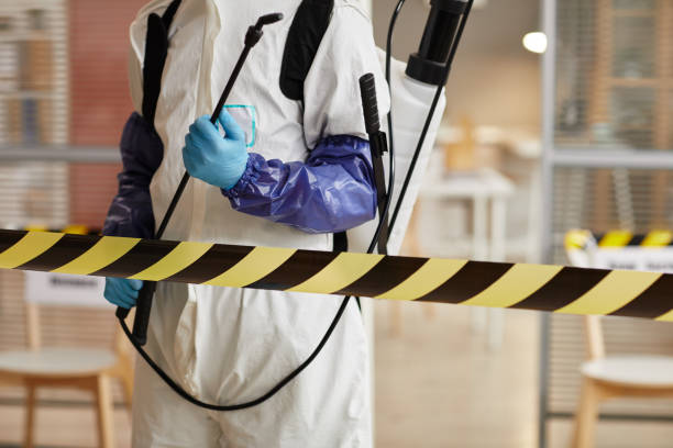Professional Biohazard technician working in Riverside, IA